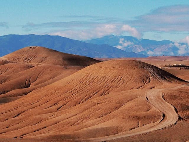 Marrocos agafay deserto montanha